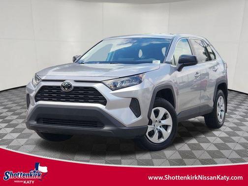 Silver Sky Metallic 2022 Toyota RAV4 LE