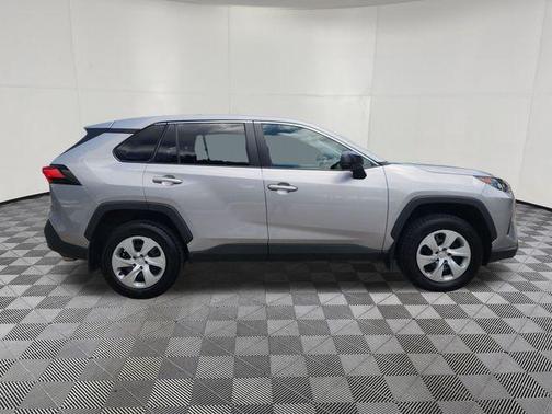 Silver Sky Metallic 2022 Toyota RAV4 LE