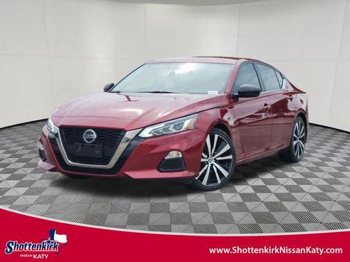 Scarlet Ember Tintcoat 2022 Nissan Altima SR FWD