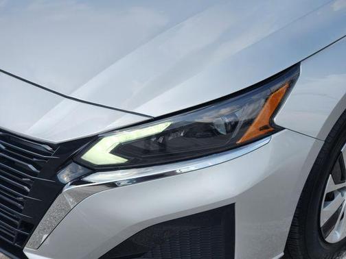 2023 Nissan Altima S FWD