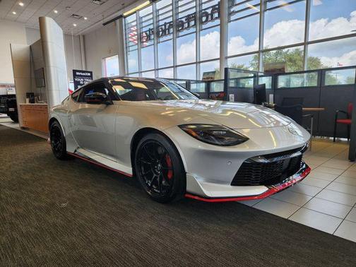 2025 Nissan Z NISMO 9-speed automatic Transmission