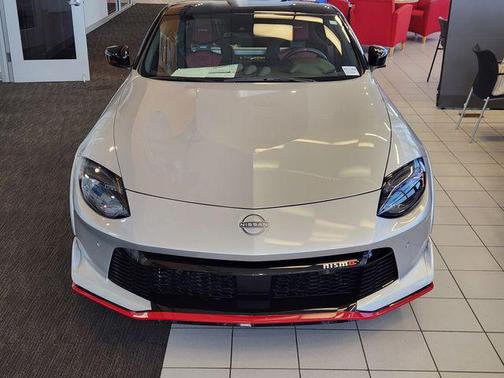 2025 Nissan Z NISMO 9-speed automatic Transmission