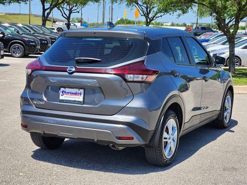 2021 Nissan Kicks S