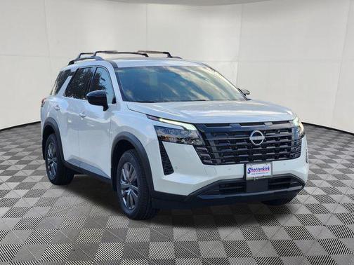 Everest White Pearl Tricoat 2026 Nissan Pathfinder SV