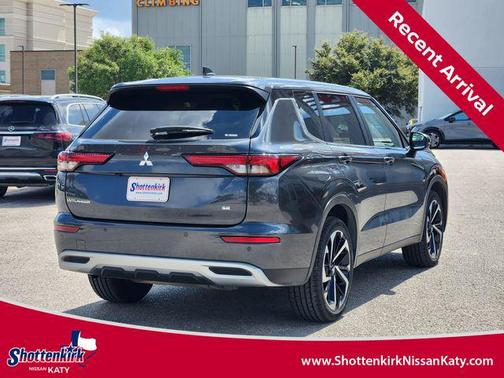 2024 Mitsubishi Outlander 