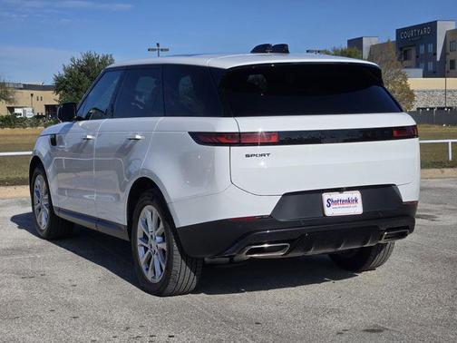 2025 Land Rover Range Rover Sport SE