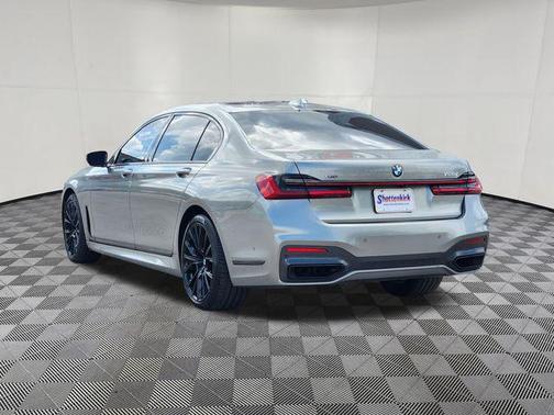 Donington Gray Metallic 2022 BMW 750 i xDrive
