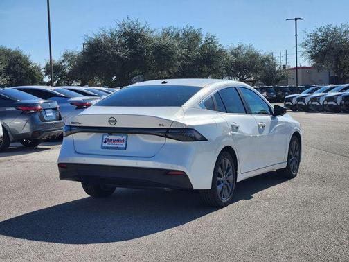 2026 Nissan Sentra SL