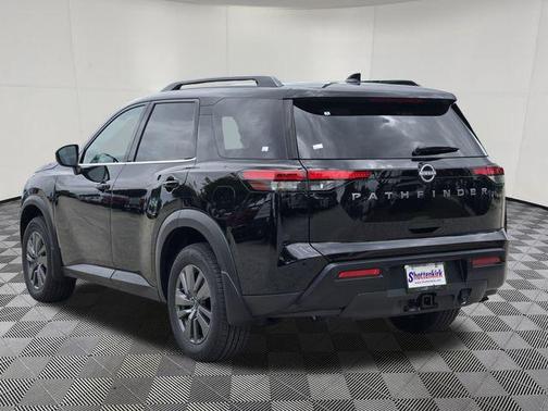 Super Black 2026 Nissan Pathfinder SV