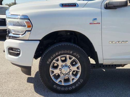 2024 RAM 2500 Laramie Crew Cab 4x4 6'4' Box