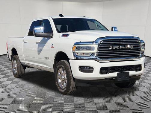 2024 RAM 2500 Laramie Crew Cab 4x4 6'4' Box