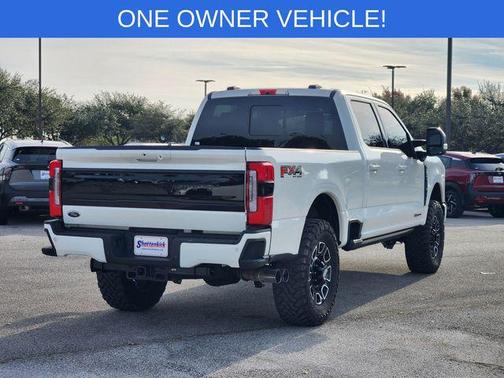 2025 Ford F-250 Platinum