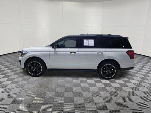 Oxford White 2022 Ford Expedition XLT
