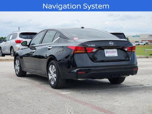 2025 Nissan Altima S FWD