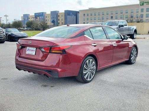 2023 Nissan Altima 2.5 SL