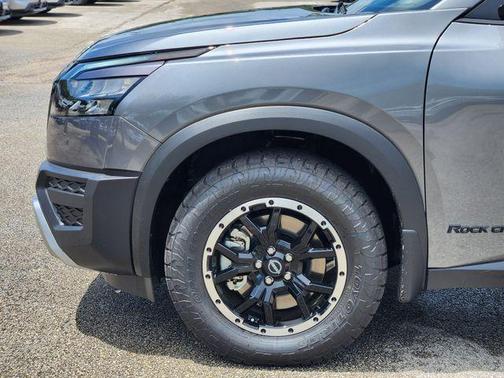 2025 Nissan Pathfinder Rock Creek 4WD
