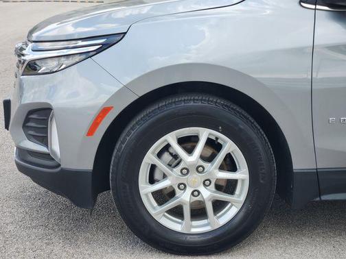 Sterling Gray Metallic 2024 Chevrolet Equinox 1LT