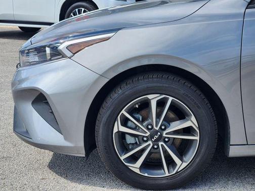 Steel Gray 2024 Kia Forte LXS