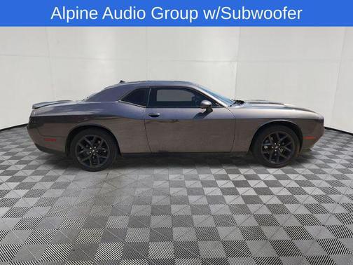 Granite Pearlcoat 2022 Dodge Challenger SXT