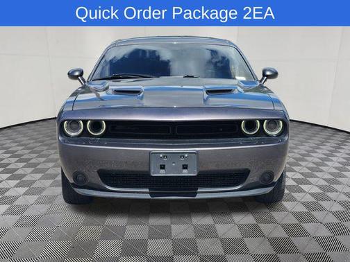 Granite Pearlcoat 2022 Dodge Challenger SXT