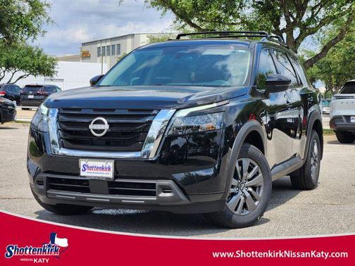 2025 Nissan Pathfinder SV FWD