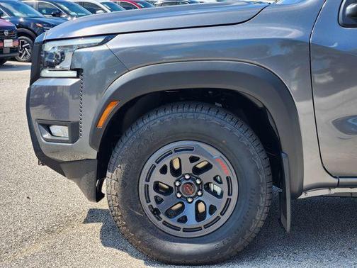2025 Nissan Frontier PRO-X