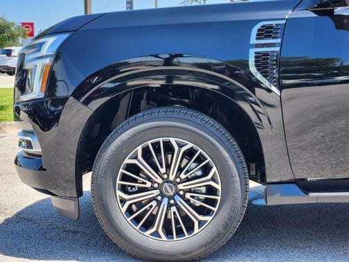 2025 Nissan Armada Platinum 2WD