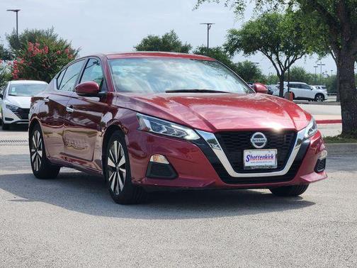 2021 Nissan Altima 2.5 SV