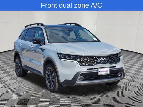 Wolf Gray 2022 Kia Sorento SX