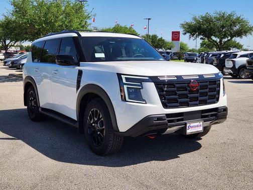 2025 Nissan Armada PRO-4X 4WD