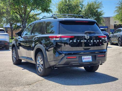 2025 Nissan Pathfinder SV FWD