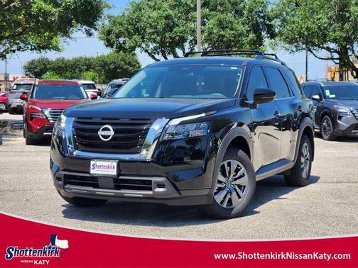 2025 Nissan Pathfinder SV FWD