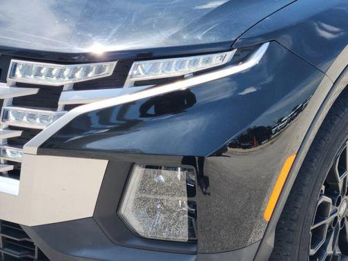 Phantom Black 2022 Hyundai SANTA CRUZ SEL Premium