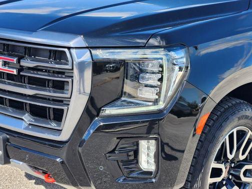 2024 GMC Yukon 4WD AT4