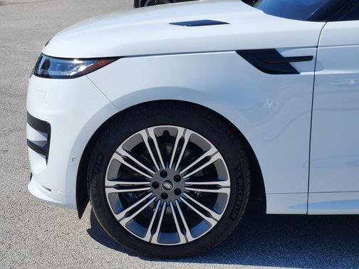 2023 Land Rover Range Rover Sport SE