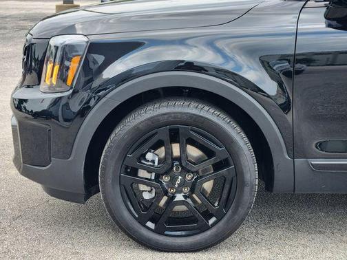 Ebony Black 2024 Kia Telluride SX X-Line
