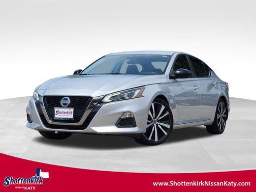 2020 Nissan Altima SR FWD