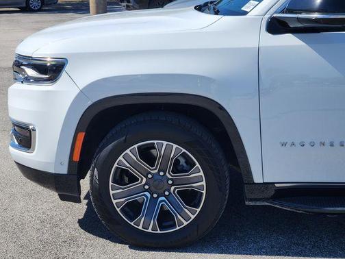 2024 Jeep Wagoneer L Series II 4x2