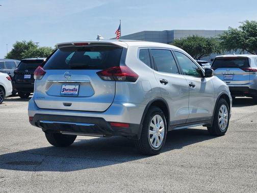 2020 Nissan Rogue S