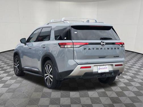 Boulder Gray Pearl 2024 Nissan Pathfinder Platinum FWD