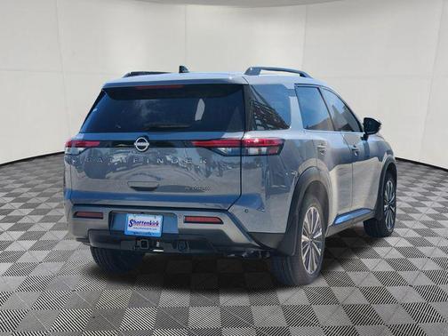 Boulder Gray Pearl 2026 Nissan Pathfinder Platinum