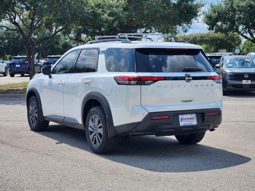 2025 Nissan Pathfinder SV FWD