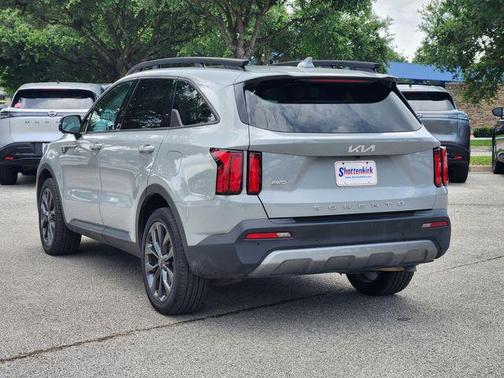 2022 Kia Sorento SX