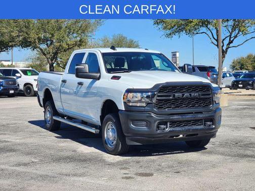 2024 RAM 2500 Tradesman Crew Cab 4x4 6'4' Box
