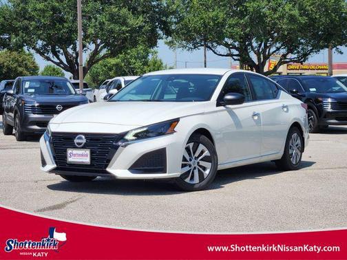2025 Nissan Altima S FWD