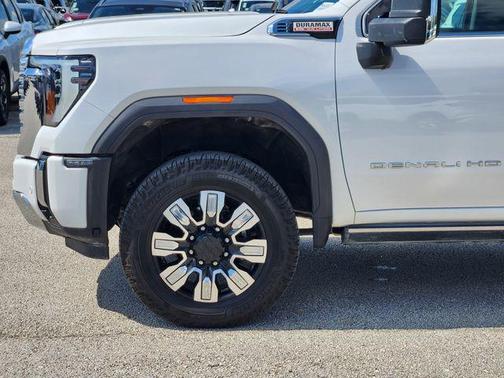 2024 GMC Sierra 2500 Denali
