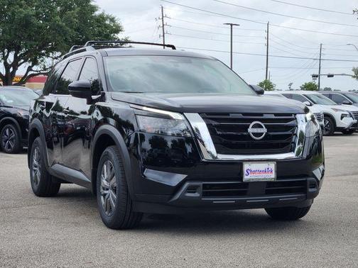 2025 Nissan Pathfinder SV FWD
