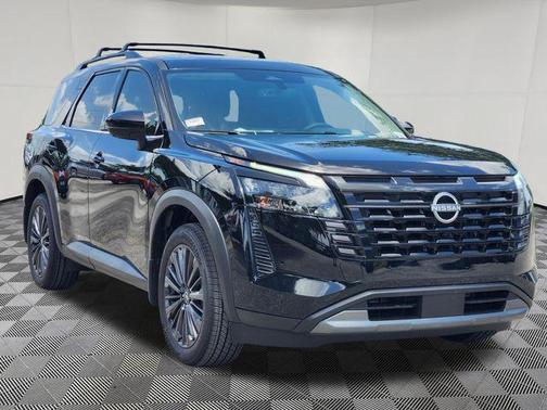 Super Black 2026 Nissan Pathfinder SL