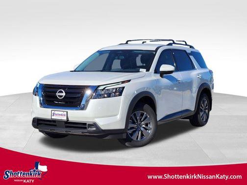 2025 Nissan Pathfinder SV FWD