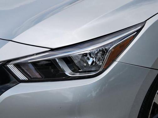 2021 Nissan Versa 1.6 SV
